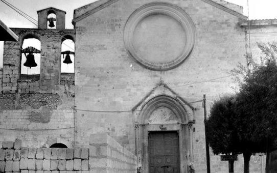 Il colosso di Barletta e la campana dei domenicani di Manfredonia